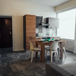 Roberta House Rozzano